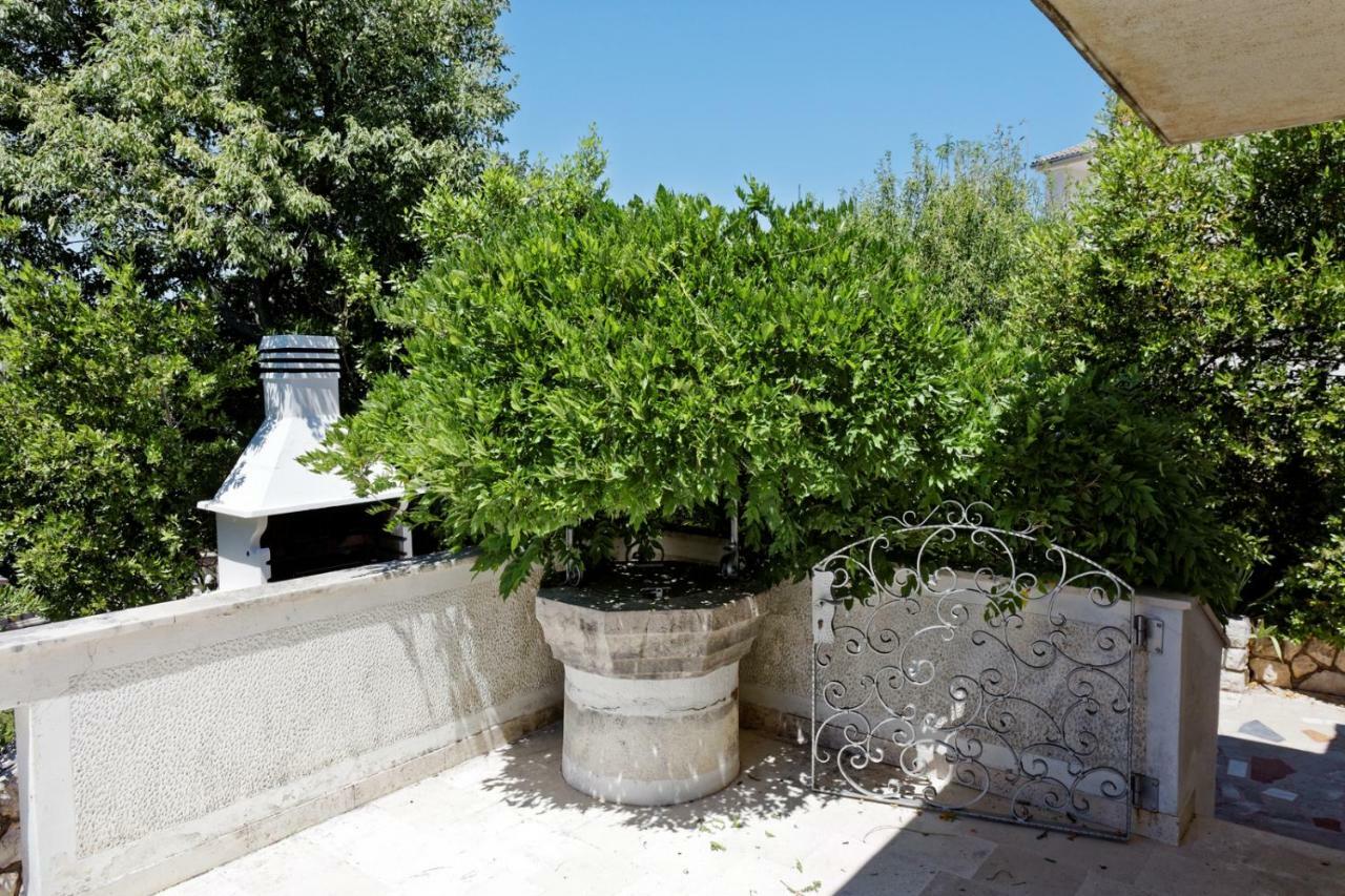 Villa Kovach Krk Town Εξωτερικό φωτογραφία